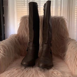 Zip up knee high leather boots